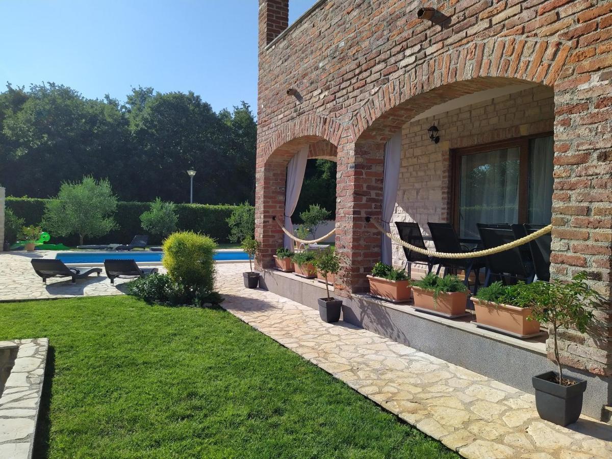 Villa Baleta Butkovici  Luaran gambar