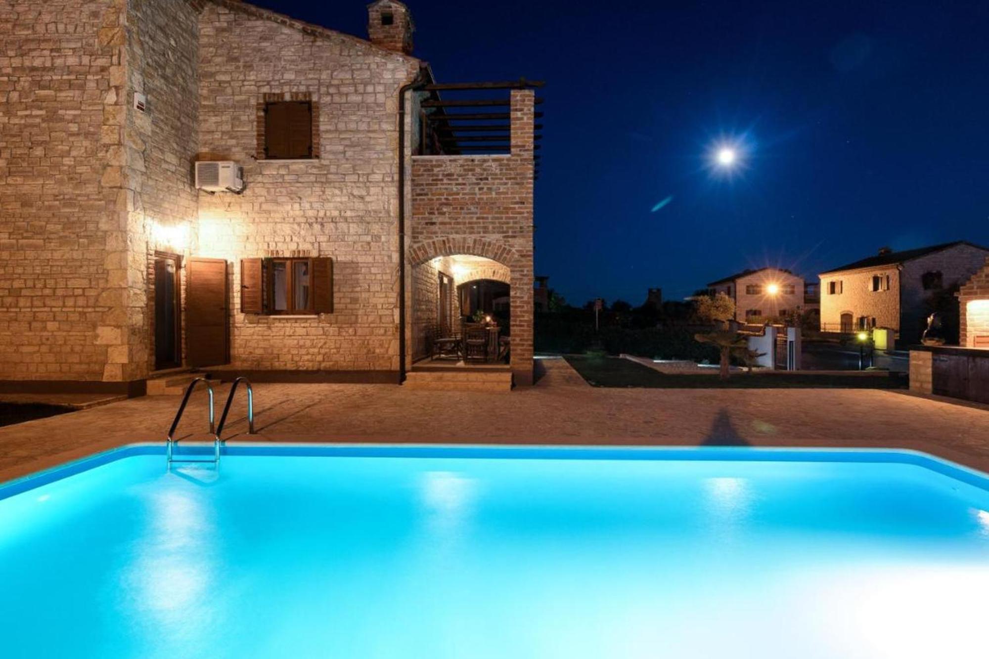 Villa Baleta Butkovici  Luaran gambar