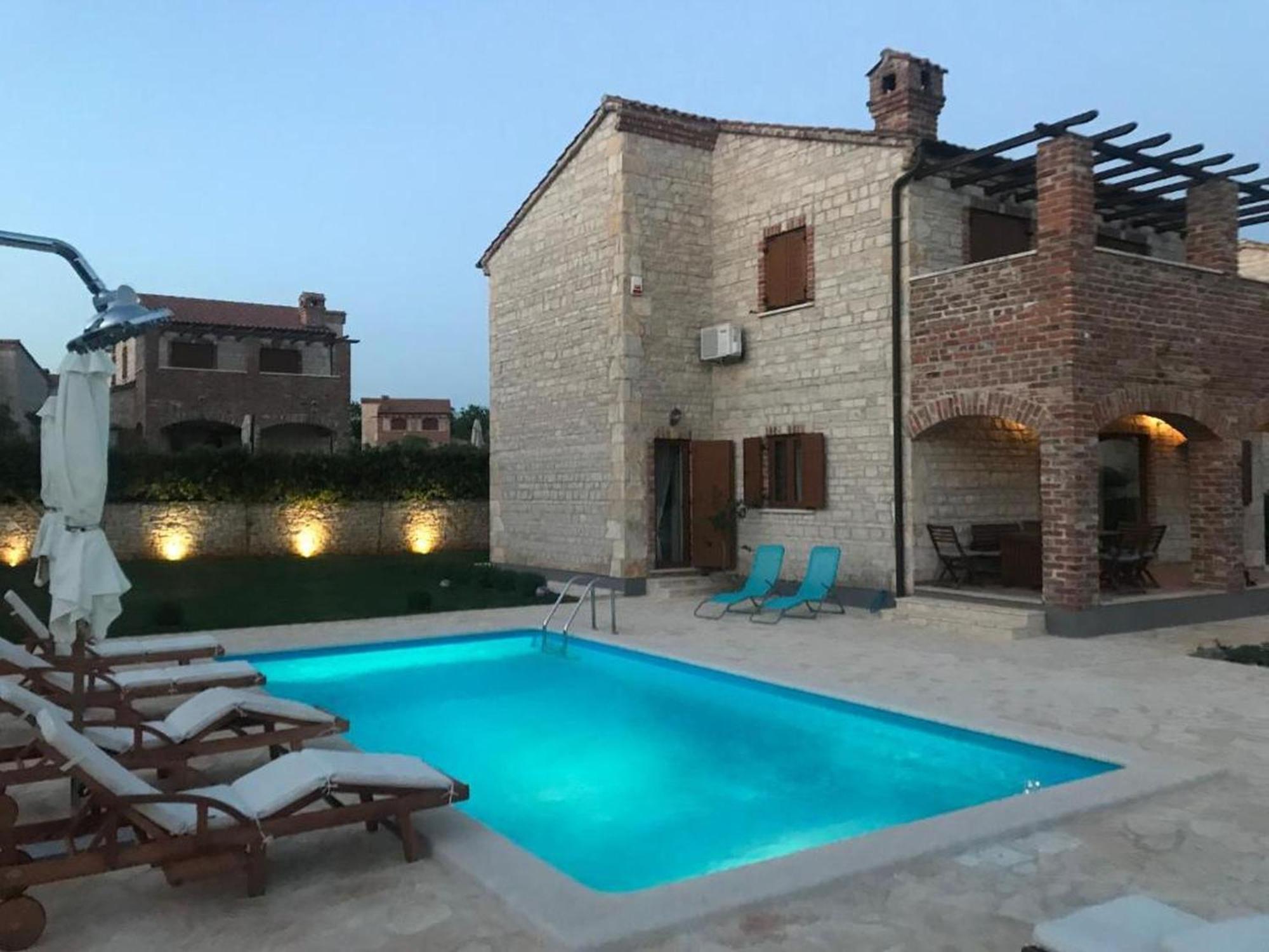 Villa Baleta Butkovici  Luaran gambar
